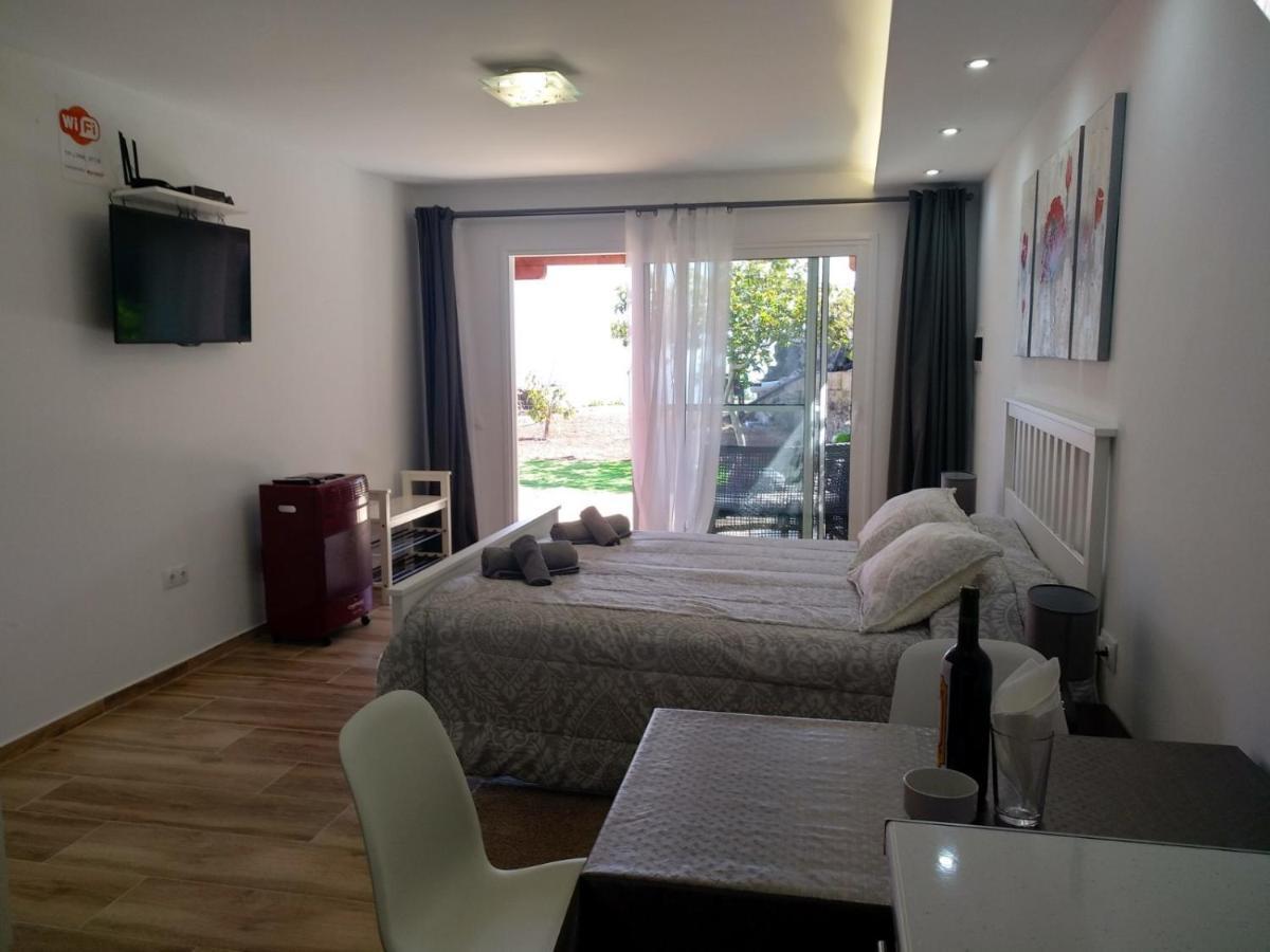 Modern Seaview Studio Apartman Arafo Kültér fotó